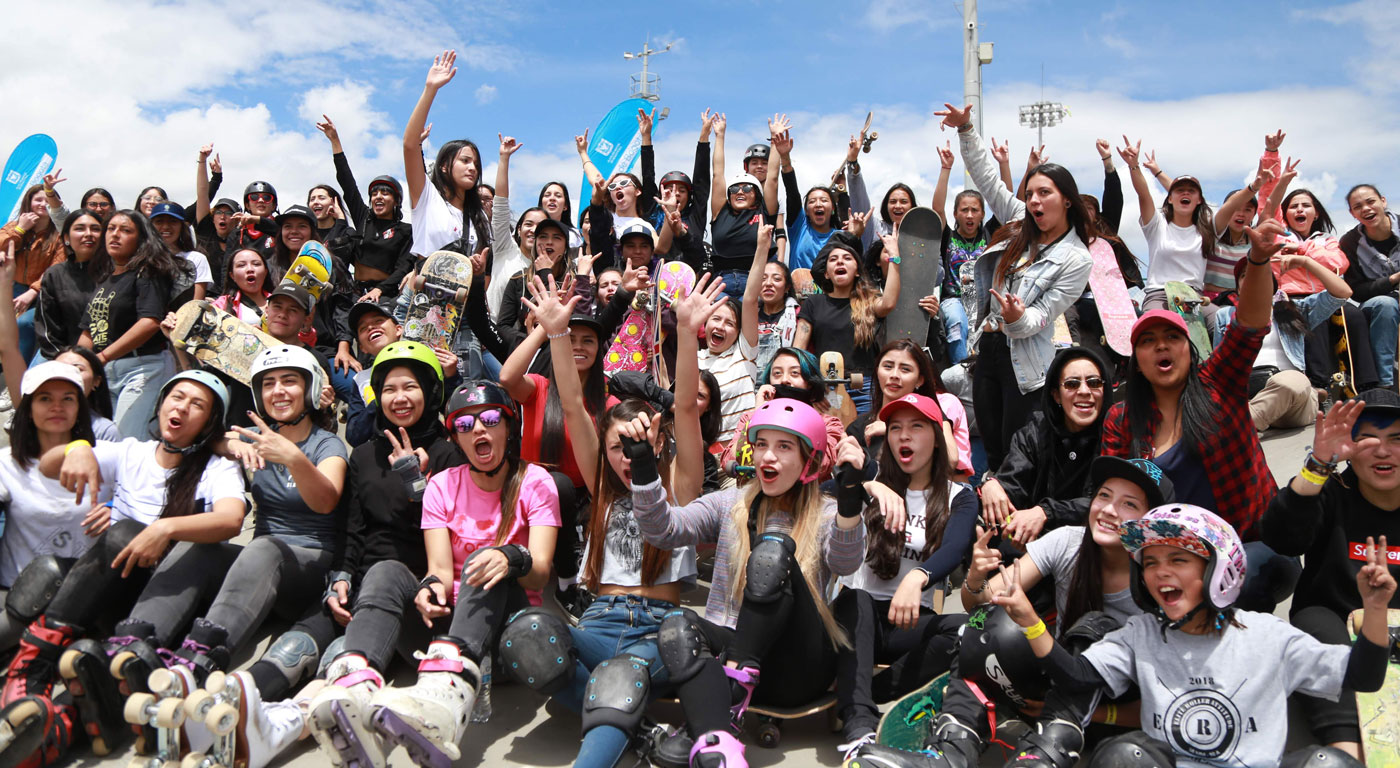 Más de 50 jóvenes se reunieron en el Parque Gilma Jiménez en el marco del 1° Encuentro Femenino de Nuevas Tendencias Deportivas - Foto: I.D.R.D.