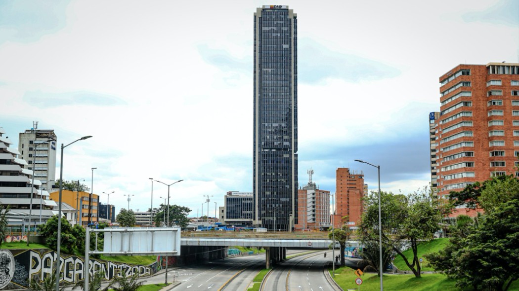 Fotografía panorámica de la calle 26 con Avenida Caracas