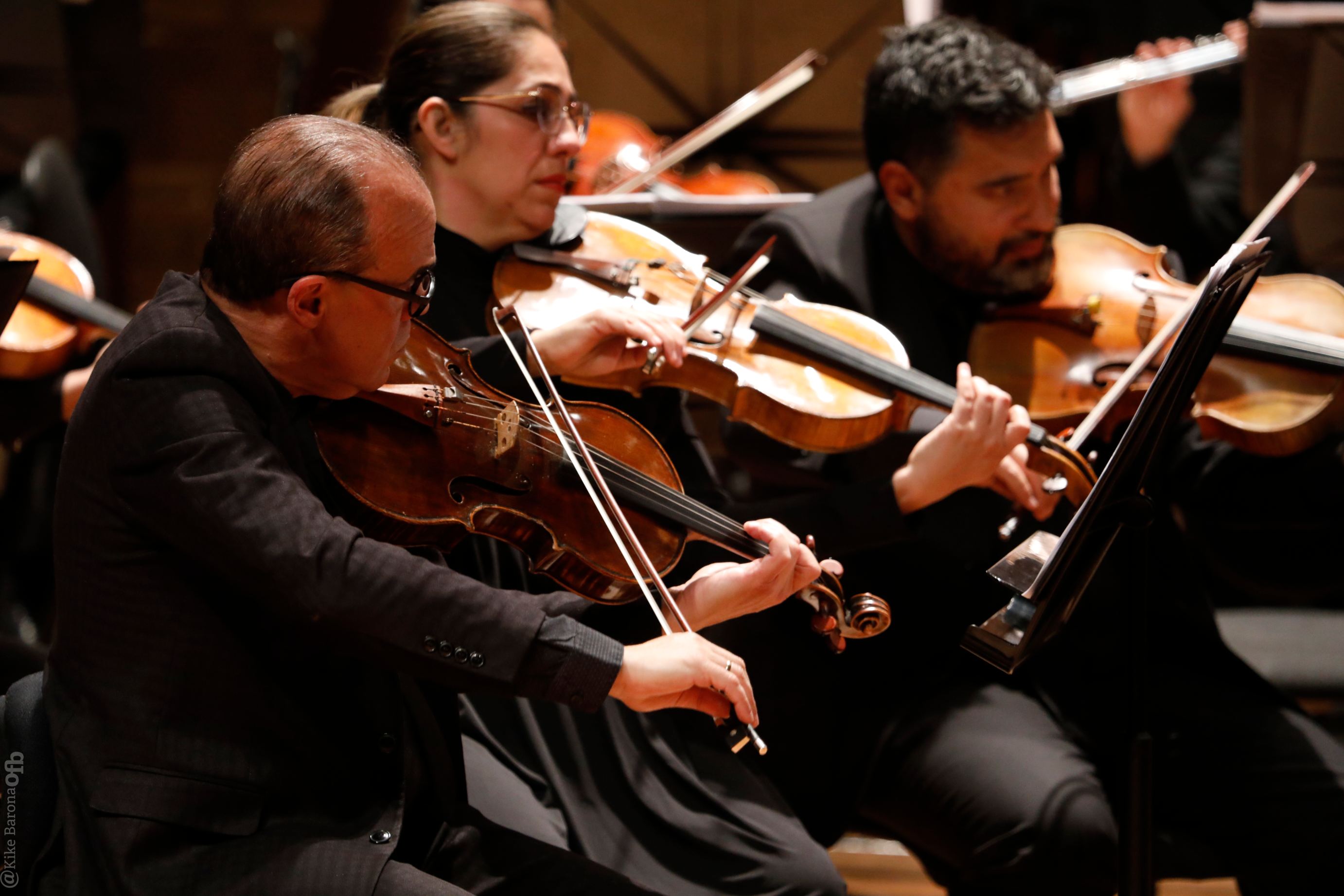 Escucha el Himno nacional de Colombia interpretado por 6 orquestas del país