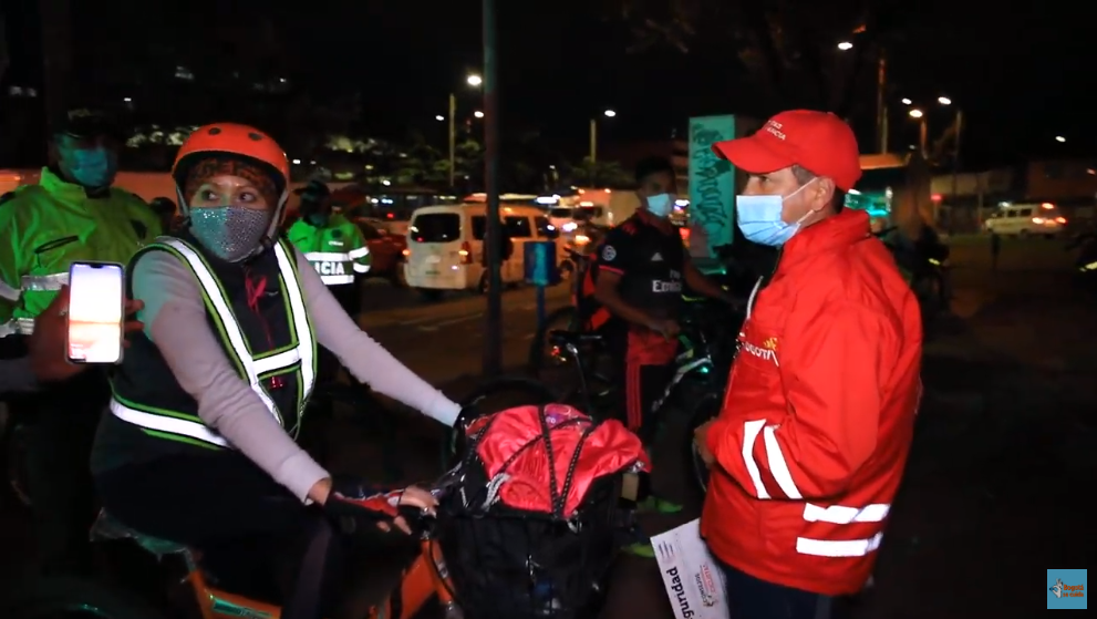 Imagen de un operativo en una ciclorruta de Bogotá.