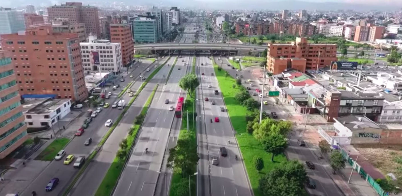 Autopista Norte con calle 100. Foto: Astrike drones 