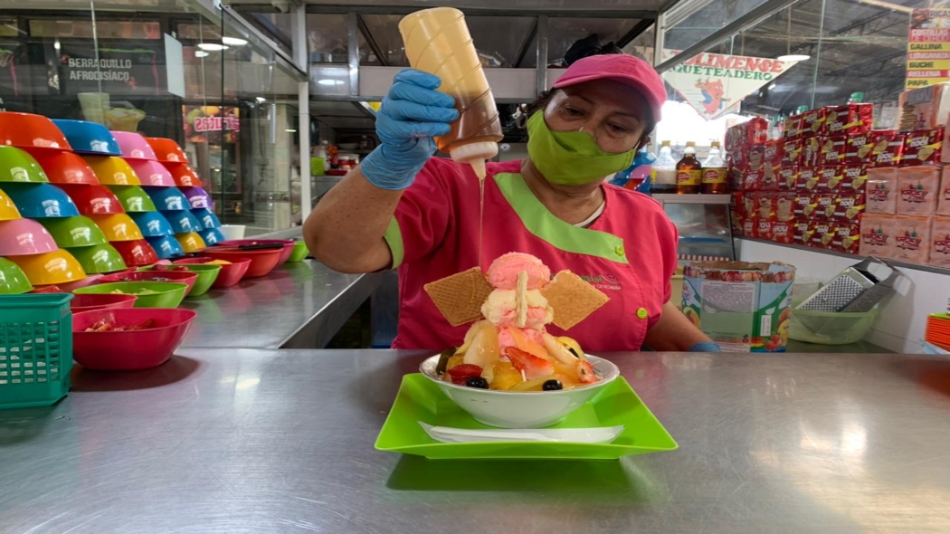 Tour de ensaladas de frutas por las plazas del Distrito 