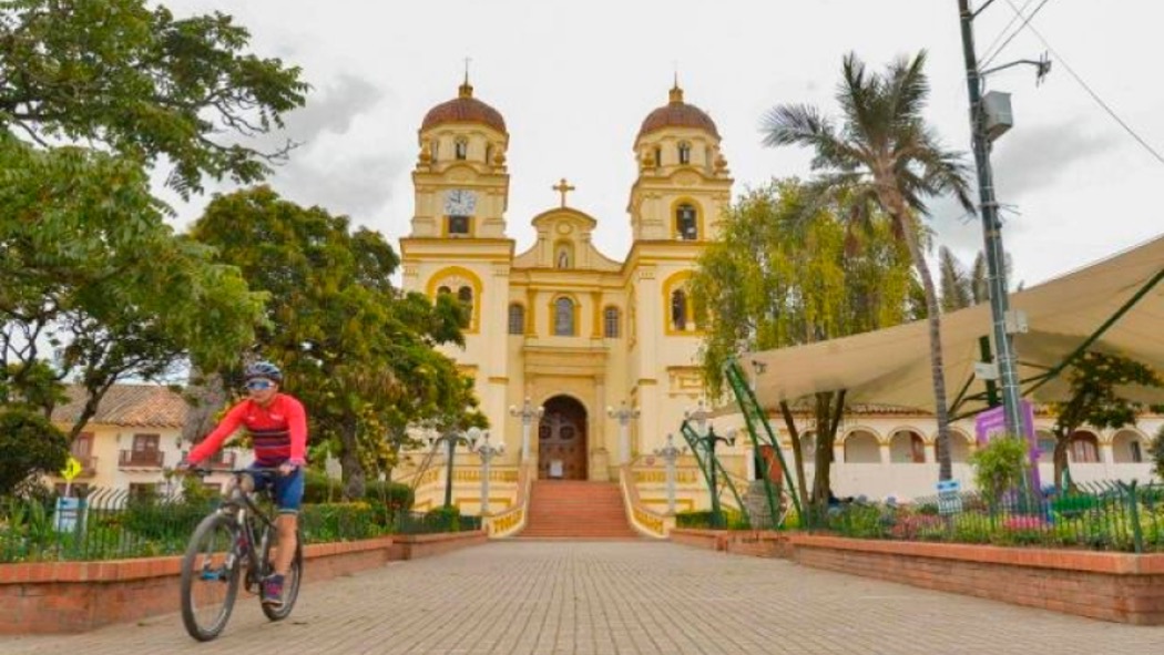 En total se recibieron 1.145 inscripciones: 837 personas en el curso en acompañamiento y uso de la bicicleta y 308 en el curso en Bici-turismo. Foto: RAP-E