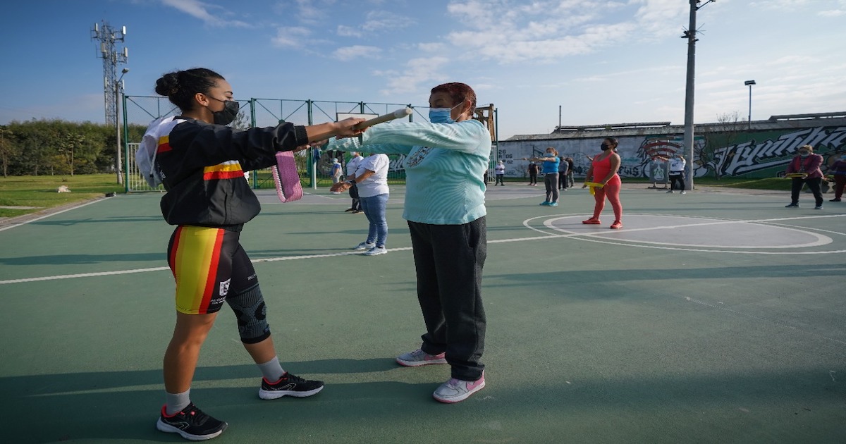 Ciudadanos disfrutan de espacios de recreación y bienestar en Fontibón