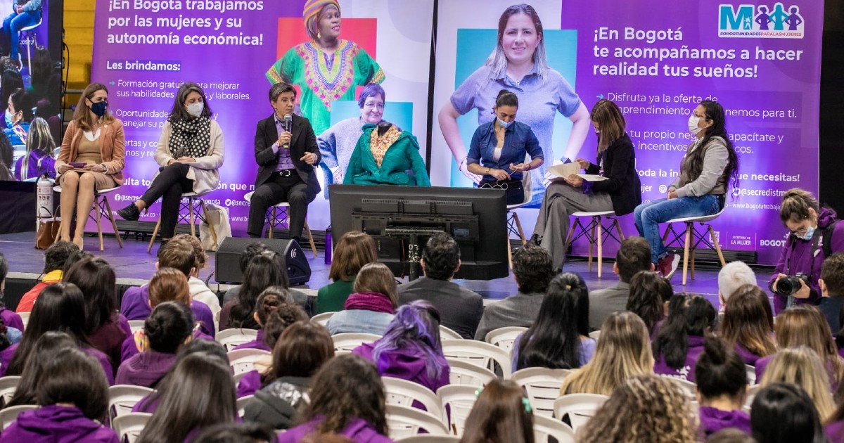 Distrito lanzó ‘Vecinas, trabajemos juntas’ en el Día de la Mujer 