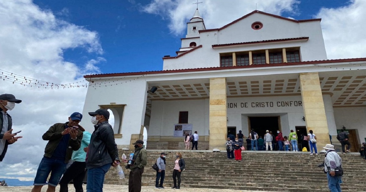 Más de 22.000 personas disfrutaron de Monserrate este Jueves Santo