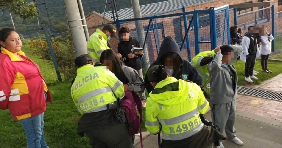 En Plan Mochila 45 personas registradas y 6 armas blancas incautadas