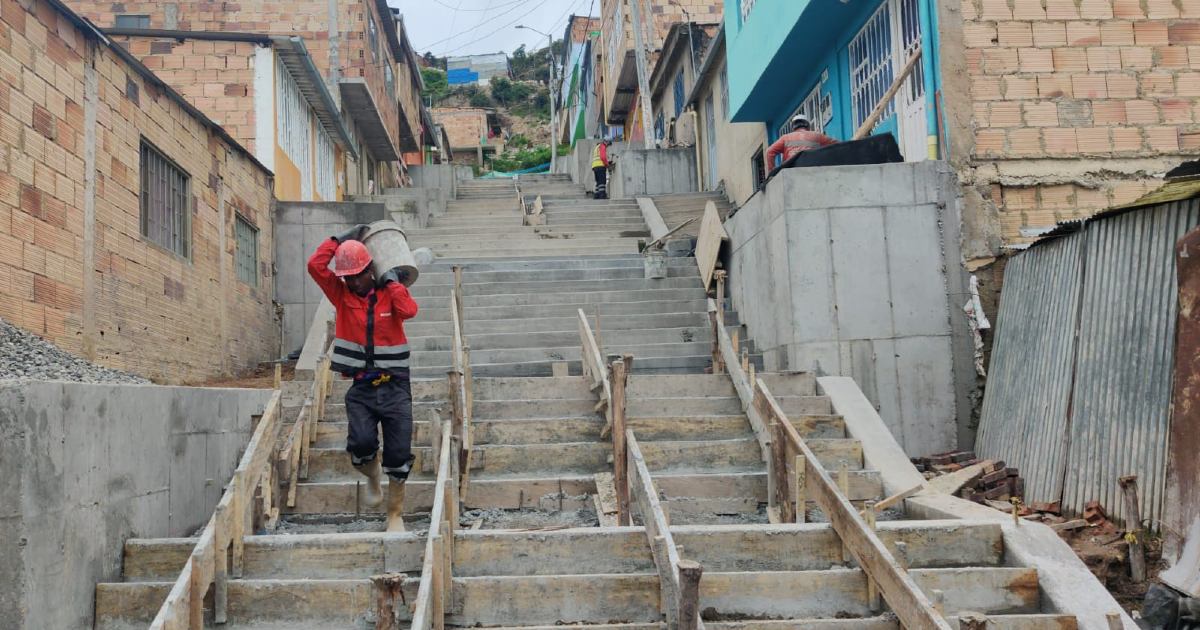 Avance de obras de mejoramiento de espacio público: barrios de Bogotá