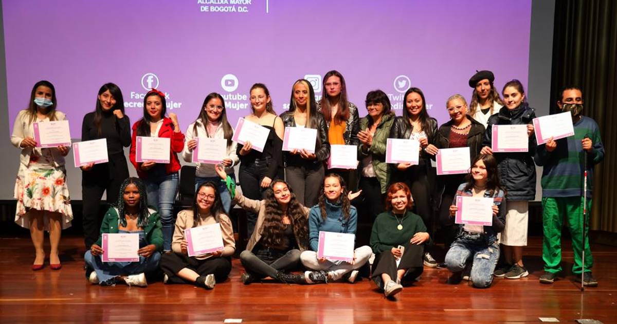 77 lideresas y consejeras de juventud certificadas en participación 