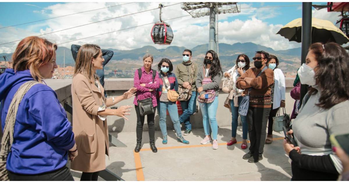 Manzana del Cuidado Ciudad Bolívar recibe visita de Argentina y Cuba