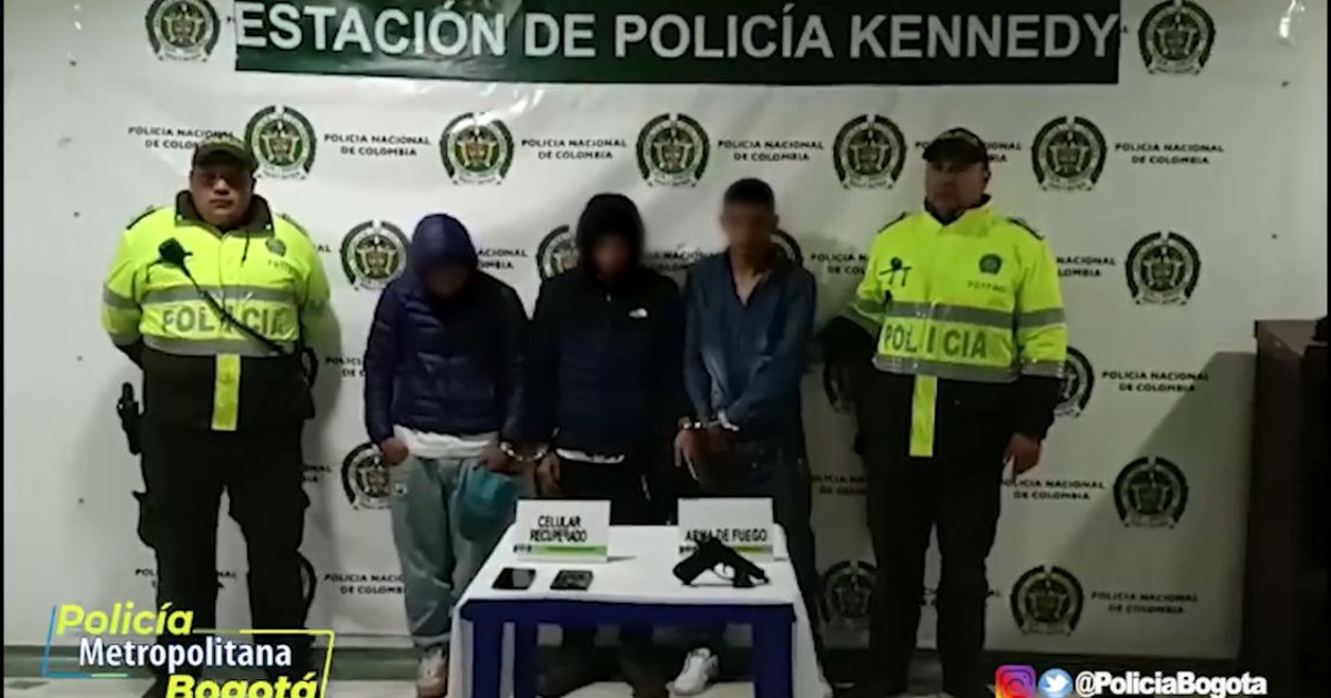 ¡Tenían un arma de fuego! En video tres hombres capturados por hurtó a ciudadano