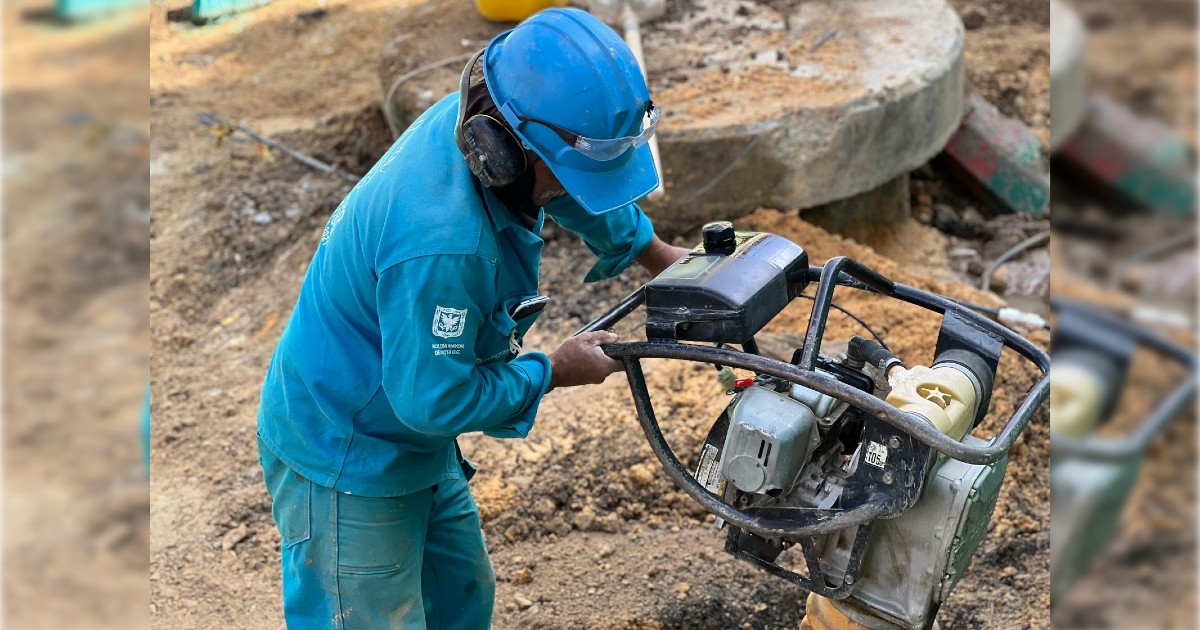 Distrito cierra 170 conexiones que contaminaban quebrada en Bogotá