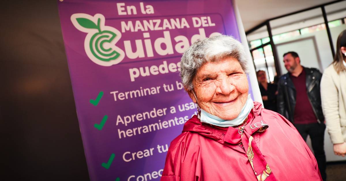 Sec. de Mujer destaca Manzanas del Cuidado en Cumbre Mundial Gobiernos