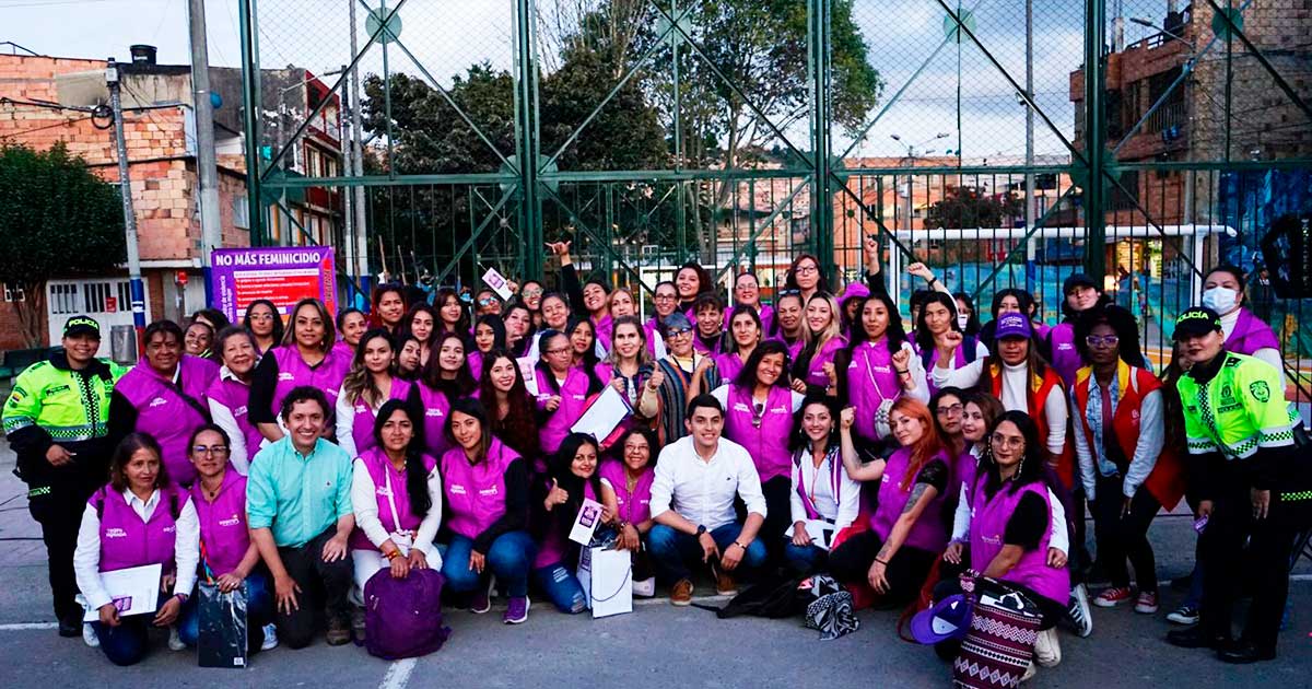 Alcaldía de Suba lanza la Tropa Morada, mujeres contra la violencia