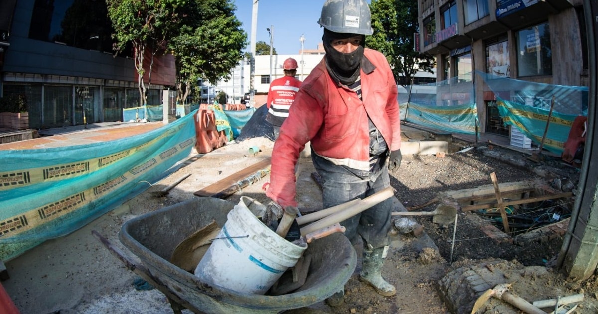 Vacantes en la construcción de ciclorruta de carrera 15 con calle 100