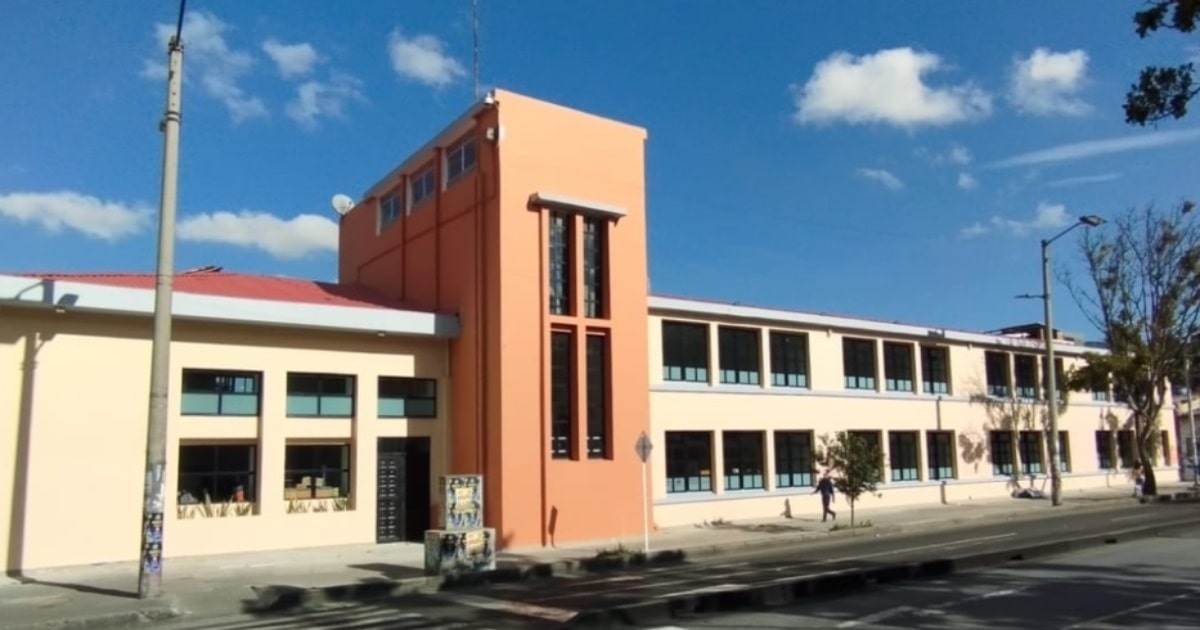 Colegio Manuela Beltrán en la localidad de Teusaquillo 