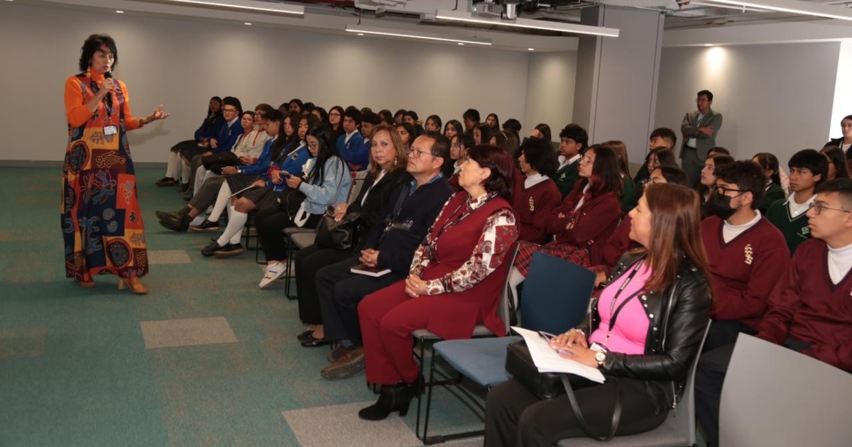 Estrategia de voluntariado que fortalece el bachillerato internacional