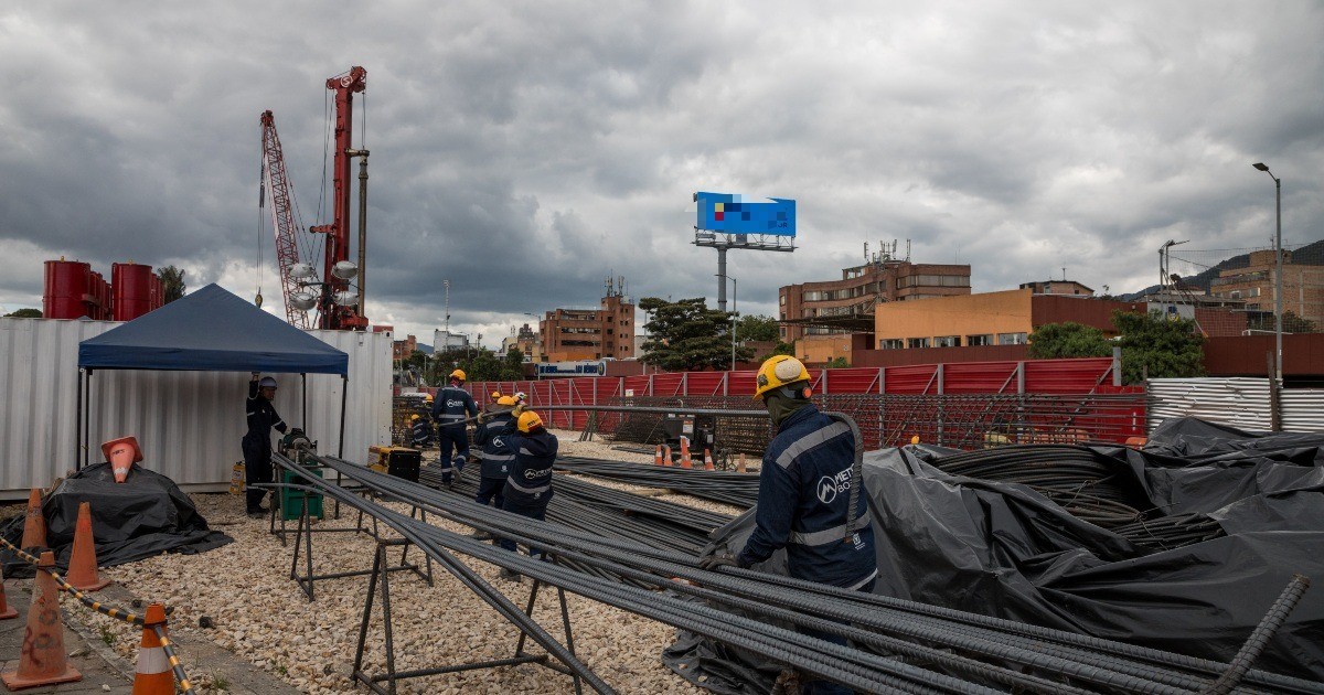 Obras de la Línea 1 del Metro en la Autopista Norte con calle 80