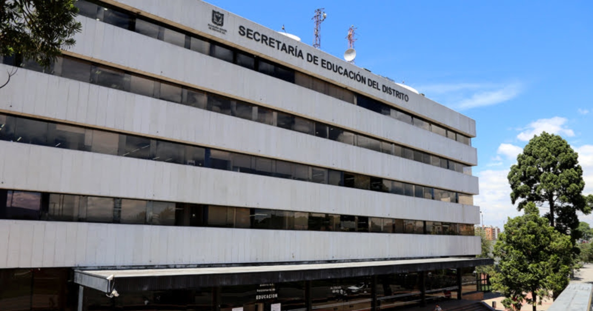 Sec. Educación mantiene certificación por calidad de Servicio Integral