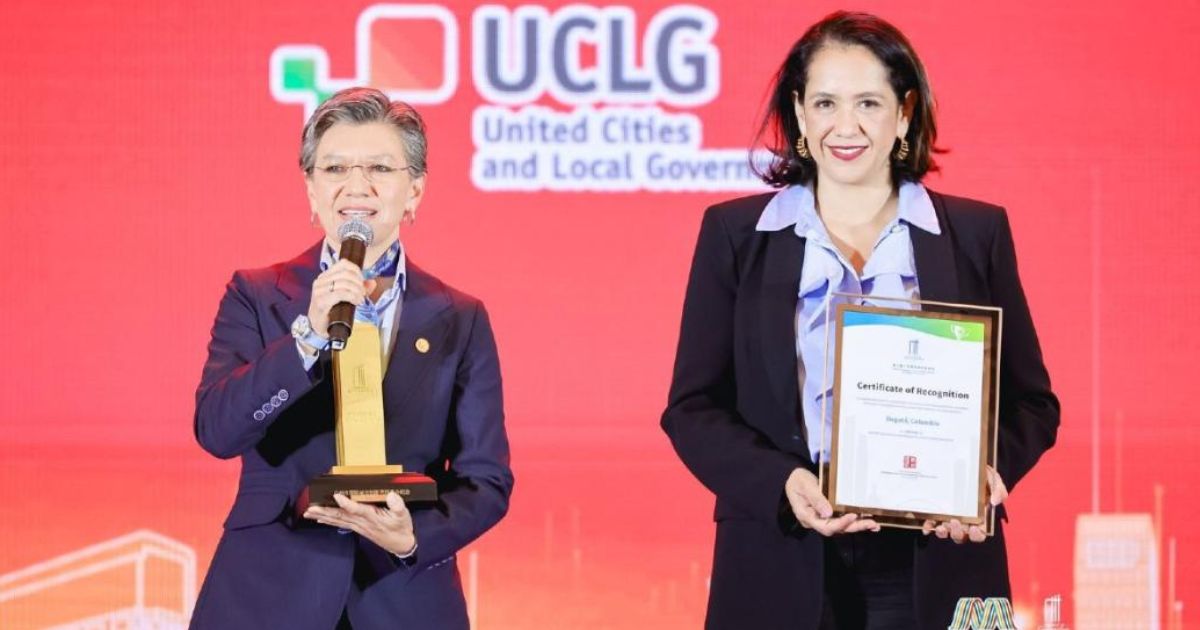 Bogota won the Urban Innovation Award in China for the Care Blocks