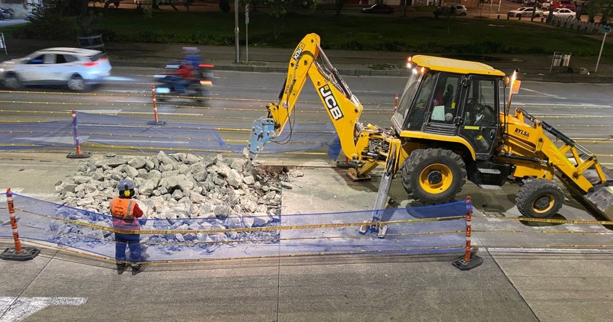 Por obras hay cierre de un carril en avenida NQS entre calles 15 y 18a