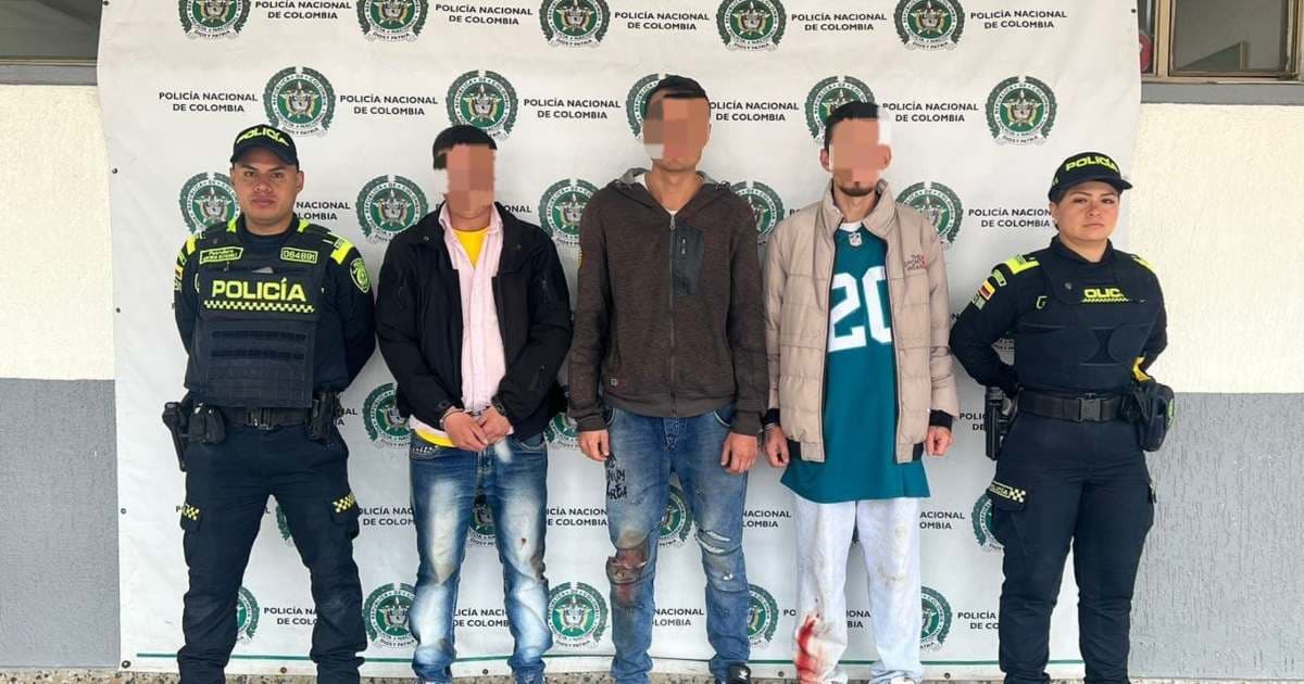 Durante riña en cigarrería atacaron a Policías con botellas en Bogotá