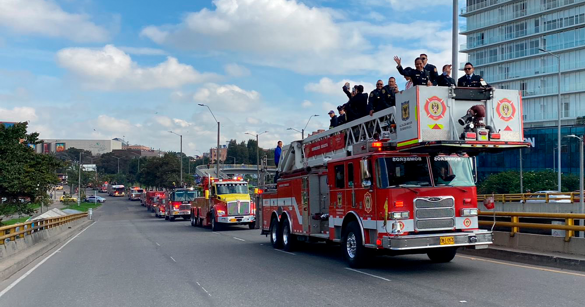 Bomberos conmemora con desfile y evento sus 129 años salvando vidas