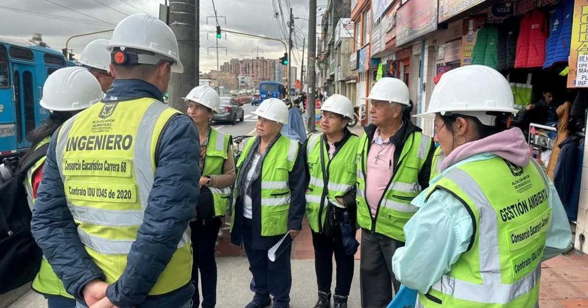 Personas que participan en comités que hacen seguimiento a obras IDU