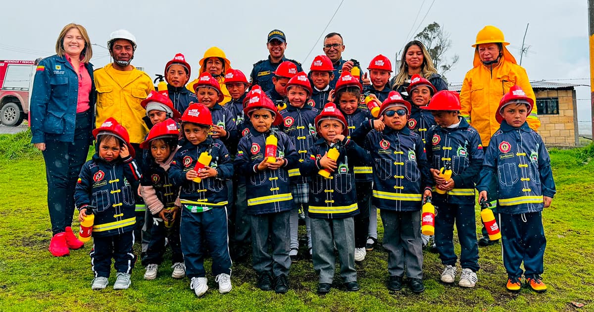 Vacaciones en Bogotá: inscripciones abiertas curso de Bomberitos