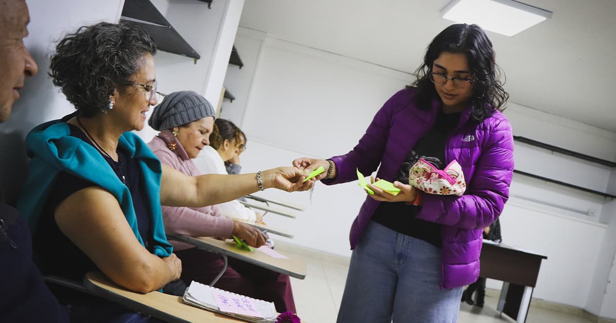 Inscríbete al curso gratuito en habilidades socioemocionales para mujeres