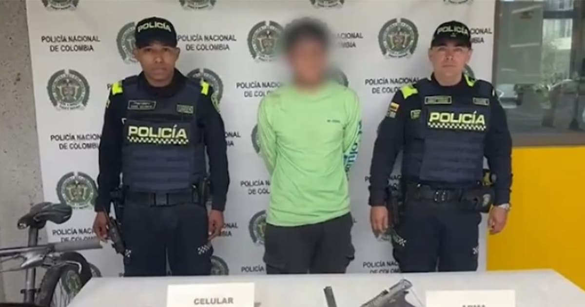 Capturado hombre que hurtaba a mujeres en Usaquén y luego se cambiaba de ropa