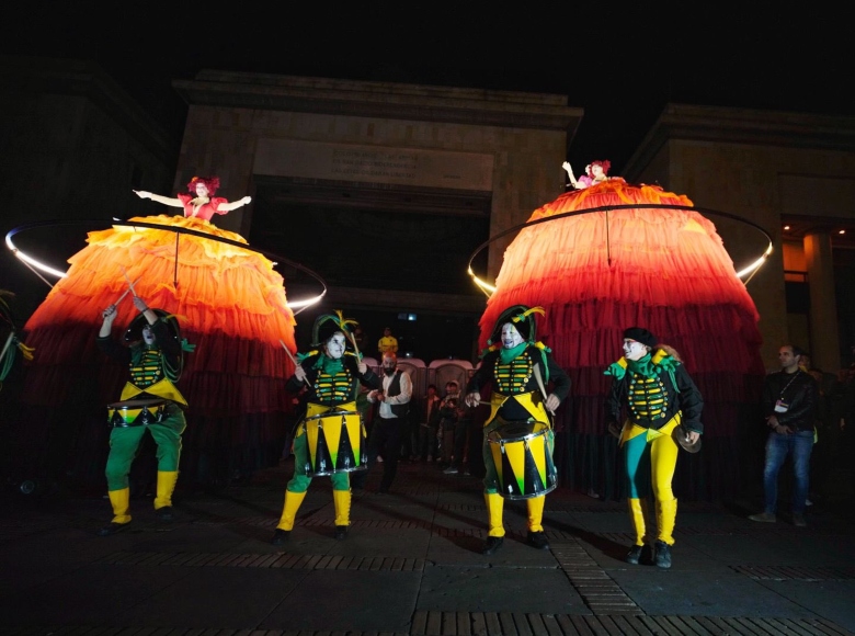  Cierre Festival Internacional de Artes Vivas Bogotá 2024 Plaza Bolivar 