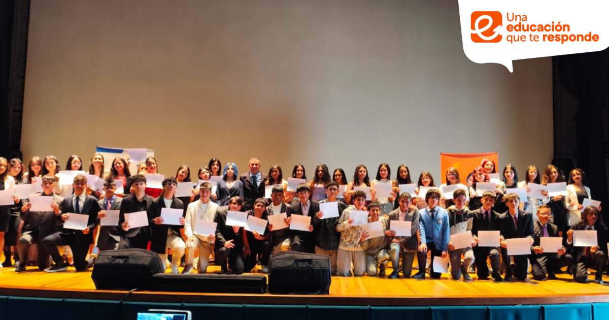 Alumnos del Distrito fortalecen y certifican competencias tecnológicas