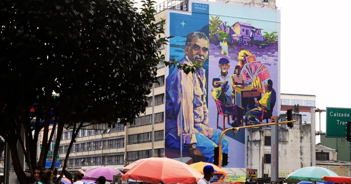 Gabriel García Márquez mural en San Victorino 