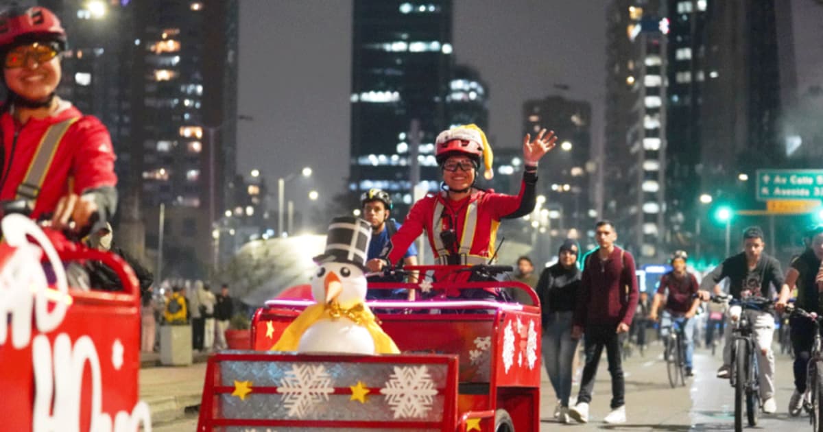 Vive la Magia especial de Navidad en la Ciclovía Nocturna de Bogotá 