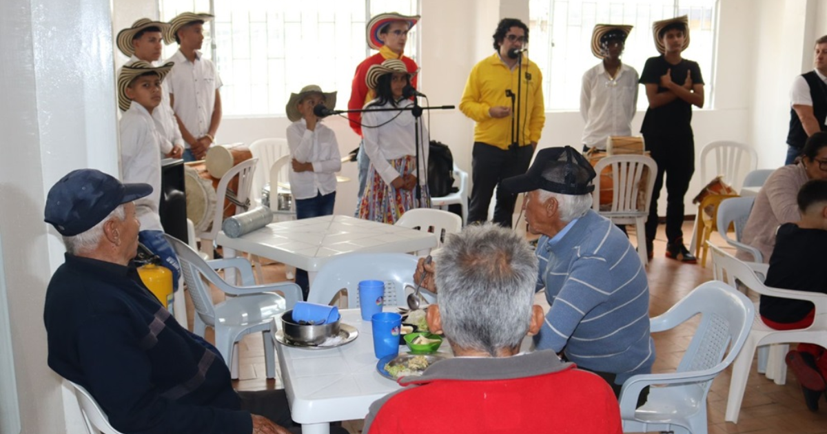 Comedores Comunitarios en Bogotá se estrena uno nuevo en Kennedy 