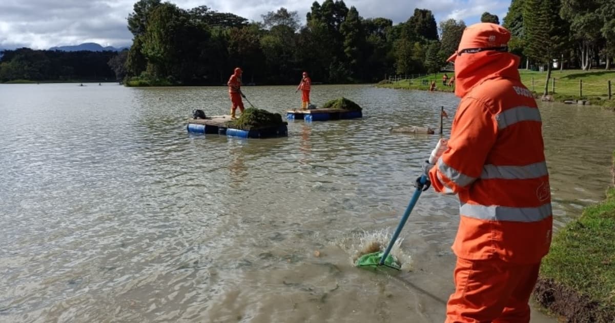 Distrito garantiza limpieza de lagos y fuentes en parques de Bogotá 