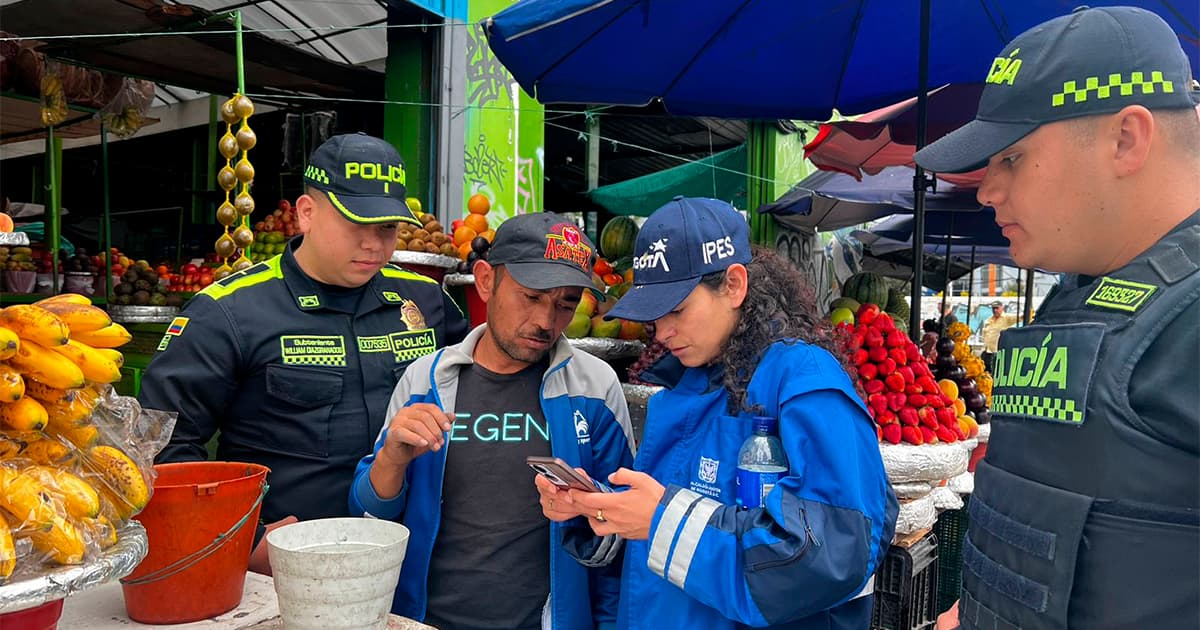 Policía recuperó 1.500 metros de espacio público en megatoma en centro de Bogotá