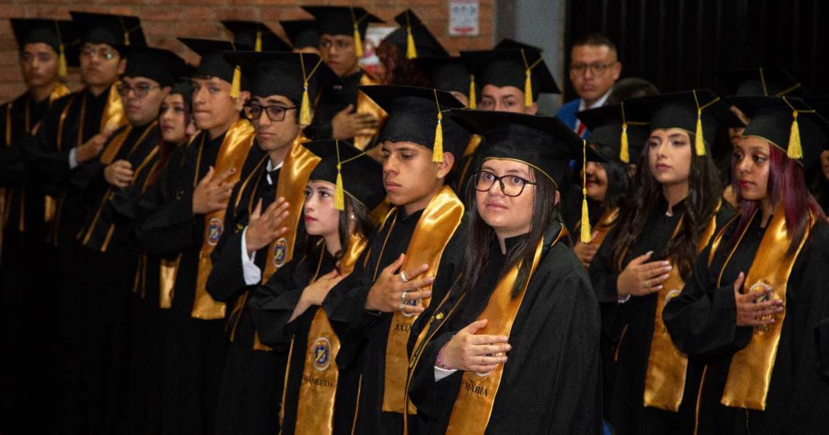 Así fue el grado de estudiantes con discapacidad en colegio de Bogotá