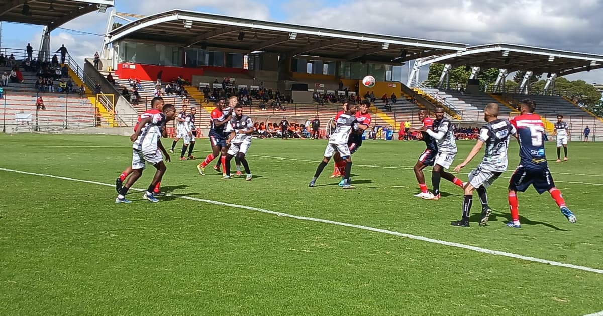 Bogotá se viste de fútbol con Torneo del Olaya, llega a su edición 65