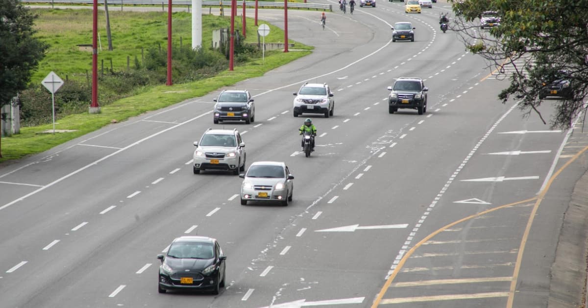 Pico y placa en Bogotá martes 7 de enero de 2025 particulares y taxis