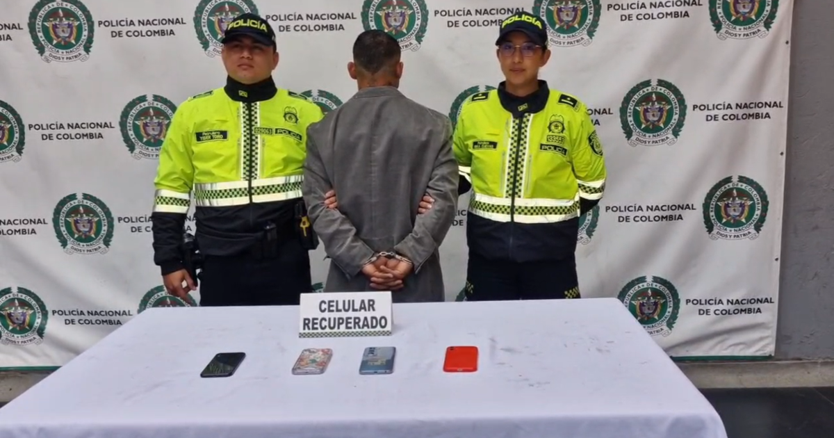 Delincuente capturado en Bogotá tras robar a pasajeros de un bus SITP