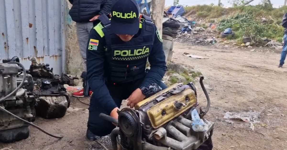 Distrito encontró bodega de reciclaje que ocultaba autopartes robadas