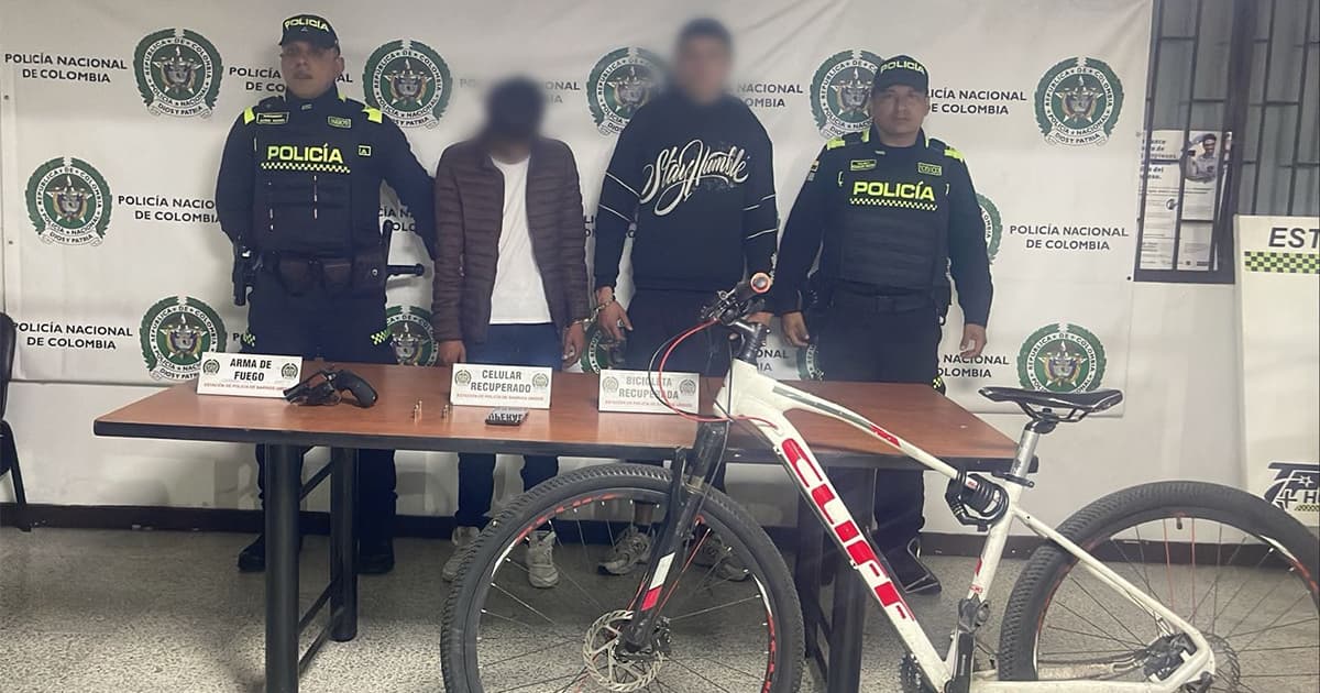 Capturados dos extranjeros que hurtaban en puentes peatonales de Bogotá 