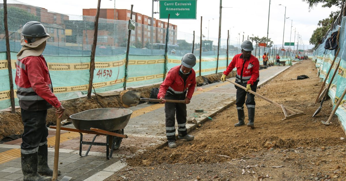 Bogotá exige a contratista pagar a trabajadores de obras avenida Cali