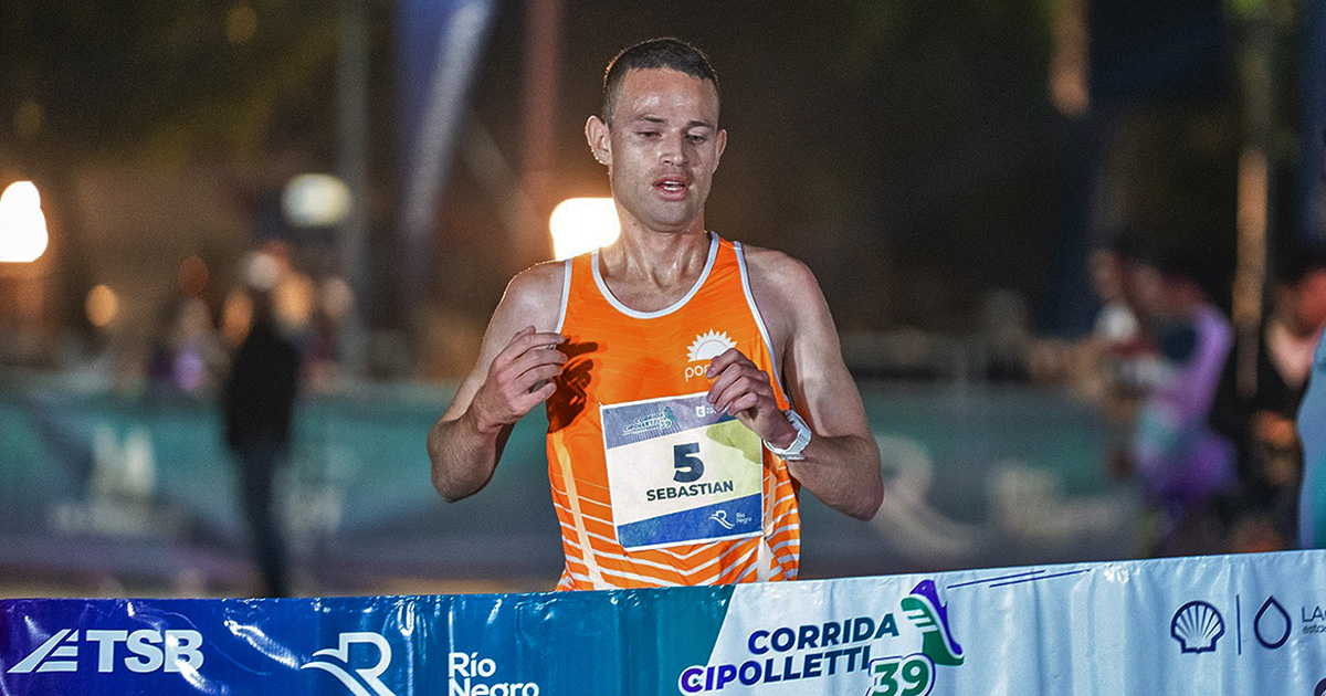 Bogotá logra triunfo en Argentina con el atleta fondista Rubén Barbosa