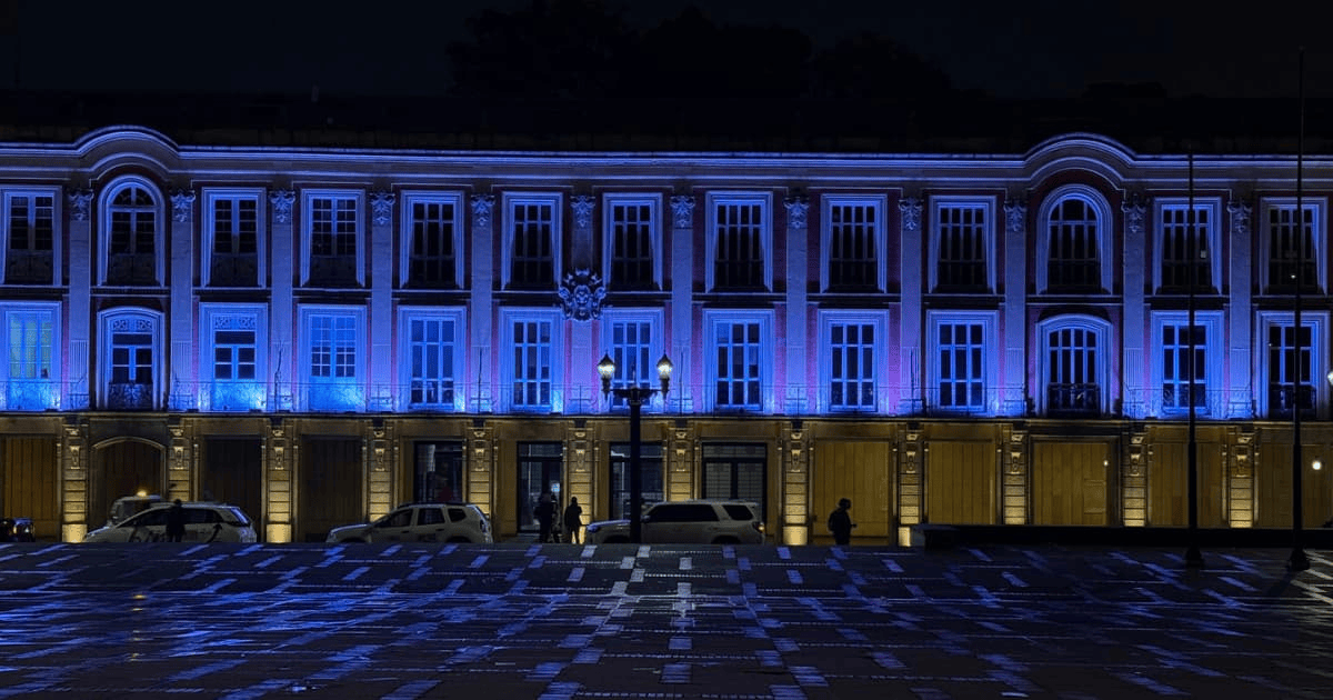 Video El Palacio Liévano Plaza de Bolívar de Bogotá volvió a brillar