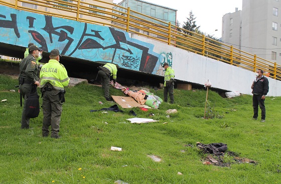 Se refuerzan operativos para erradicar cambuches en puentes de la calle 26