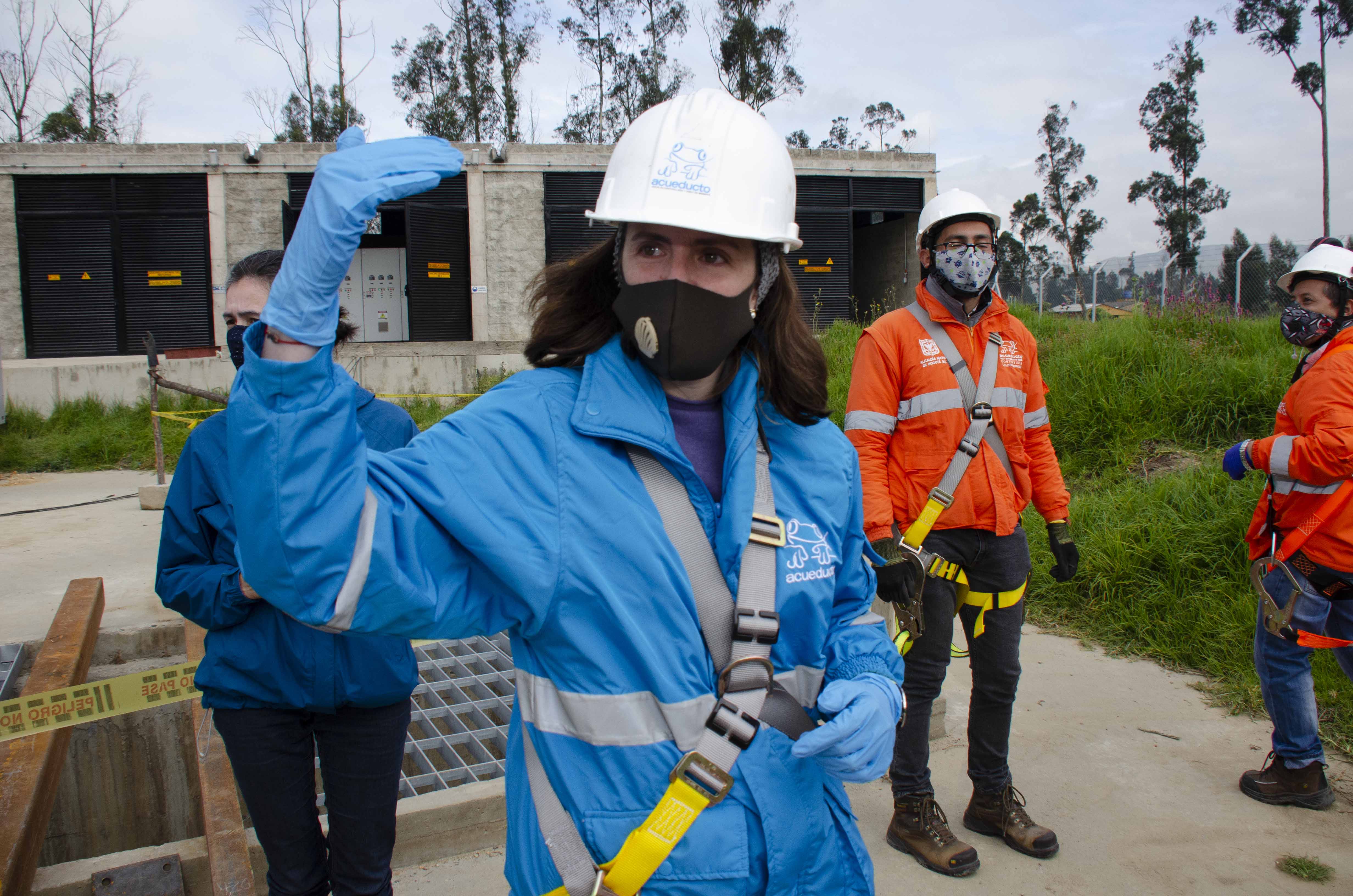 Las mujeres en la Empresa de Acueducto de Bogotá - FOTO: Prensa Empresa de Acueducto de Bogotá