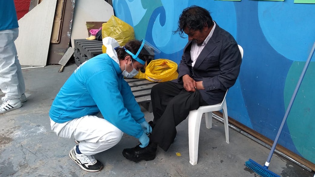 Habitante de calle acepta ayuda del Distrito después de 30 años